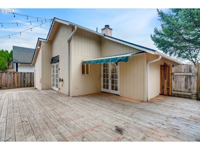 14371 Sw FANNO CREEK Ct, Portland, OR 97224