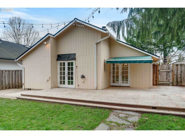 14371 Sw FANNO CREEK Ct, Portland, OR 97224