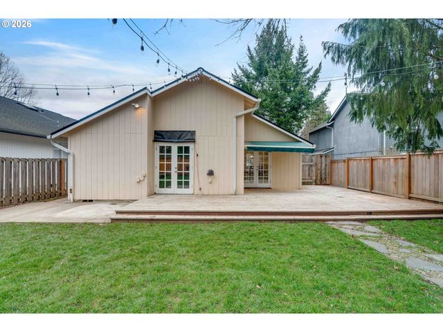 14371 Sw FANNO CREEK Ct, Portland, OR 97224