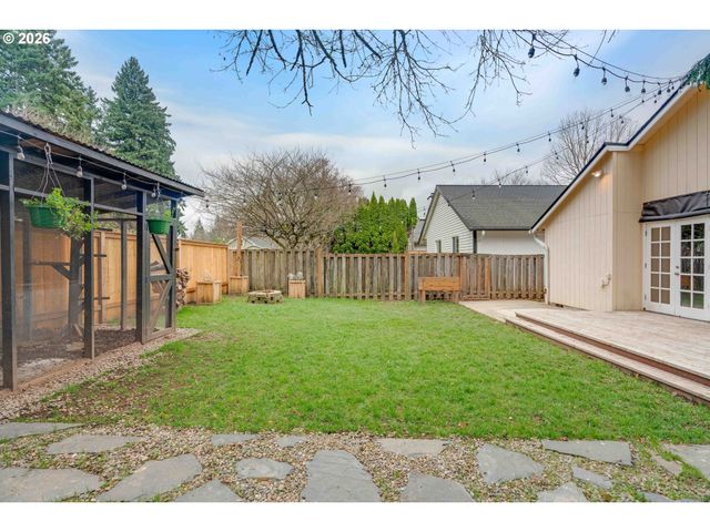 14371 Sw FANNO CREEK Ct, Portland, OR 97224