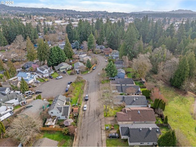 14371 Sw FANNO CREEK Ct, Portland, OR 97224