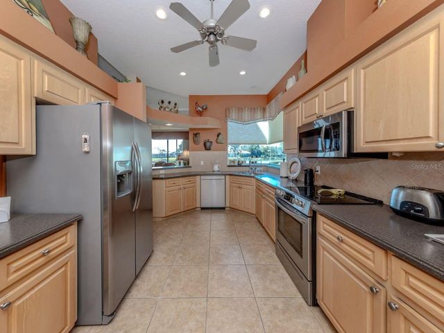 733 SILK OAK DRIVE, Venice, FL 34293