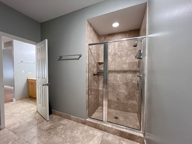 1911 S STATE Street 3, Chicago, IL 60616