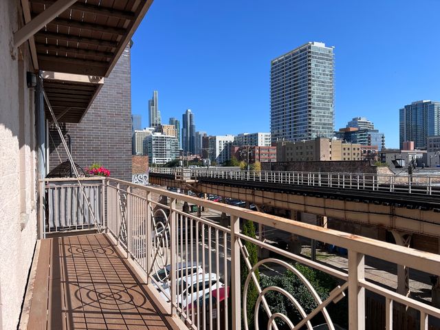 1911 S STATE Street 3, Chicago, IL 60616