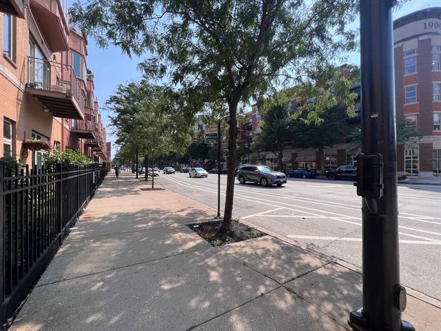 1911 S STATE Street 3, Chicago, IL 60616