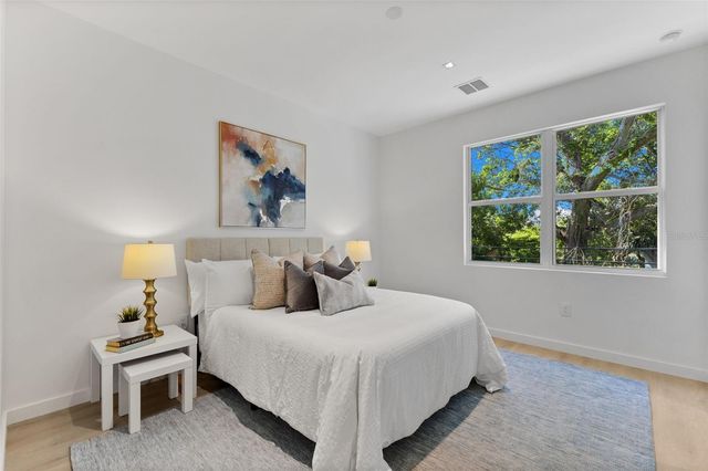 668 NEWTON AVENUE S, St Petersburg, FL 33701