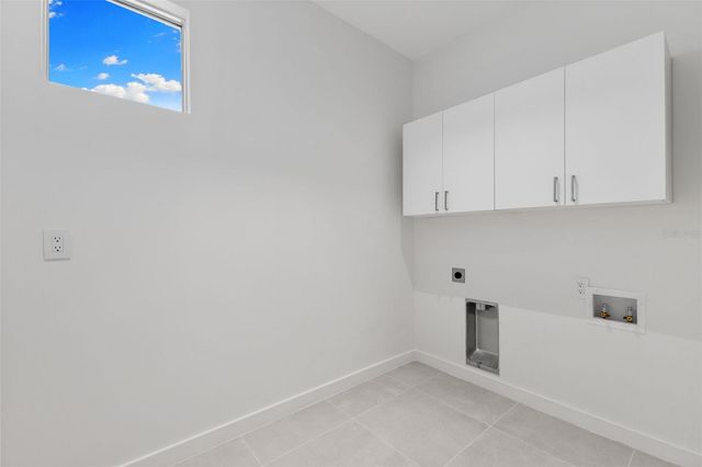 668 NEWTON AVENUE S, St Petersburg, FL 33701