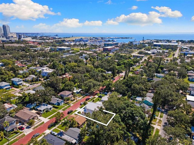 668 NEWTON AVENUE S, St Petersburg, FL 33701