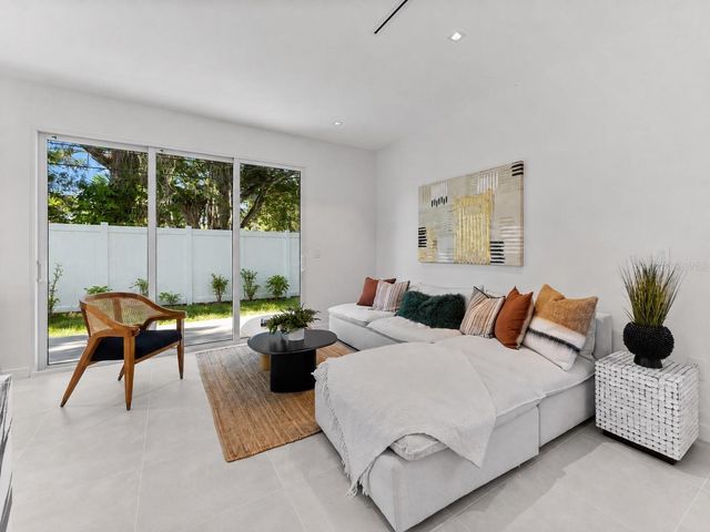 668 NEWTON AVENUE S, St Petersburg, FL 33701