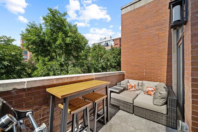679 N PEORIA Street 4S, Chicago, IL 60642