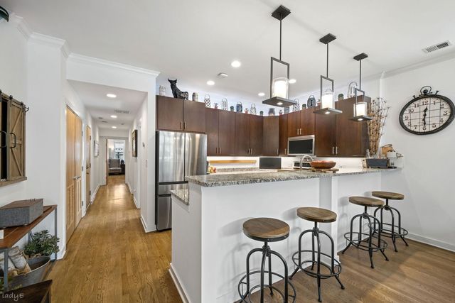 679 N PEORIA Street 4S, Chicago, IL 60642