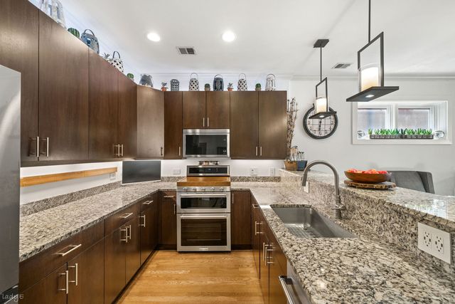 679 N PEORIA Street 4S, Chicago, IL 60642