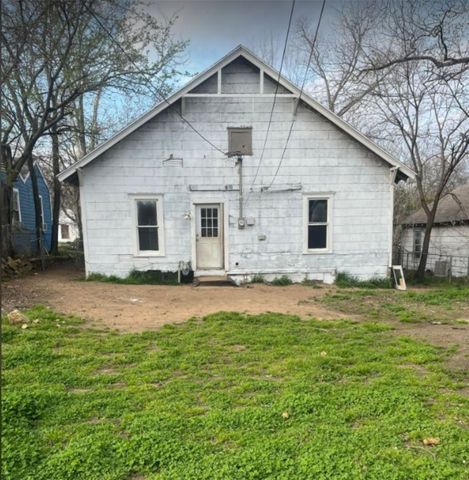 926 W Nelson Street, Denison, TX 75020