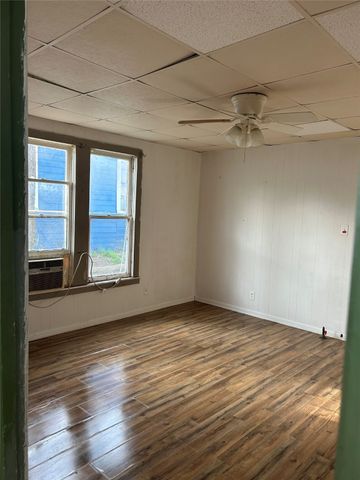926 W Nelson Street, Denison, TX 75020