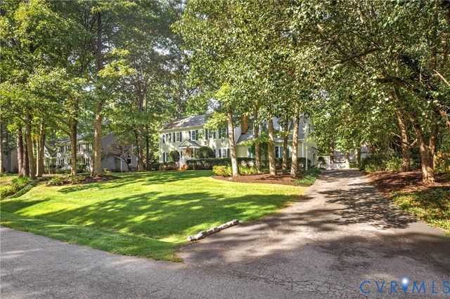 2420 Olde Stone Rd, Midlothian, VA 23113