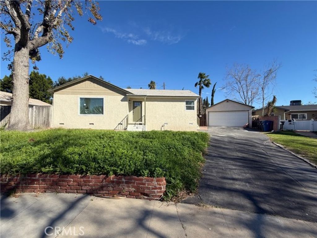1601 Fermoore, San Fernando, CA 91340
