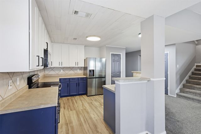 12521 Patnoe Drive, Fort Worth, TX 76028