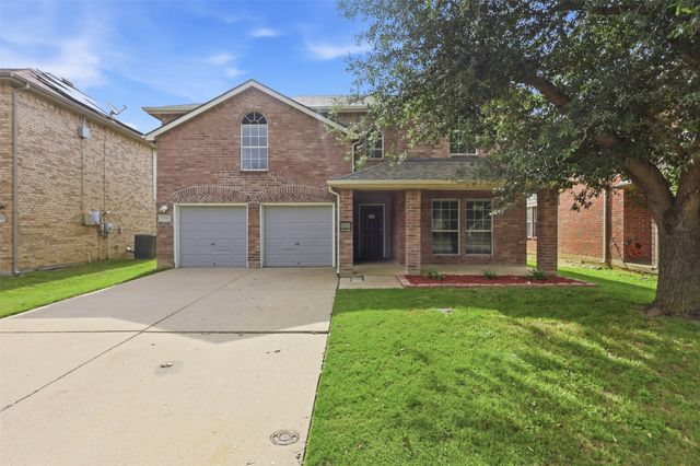 12521 Patnoe Drive, Fort Worth, TX 76028