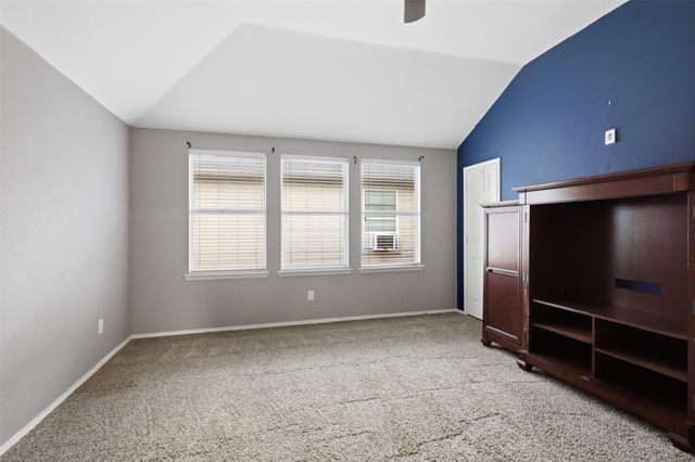 12521 Patnoe Drive, Fort Worth, TX 76028