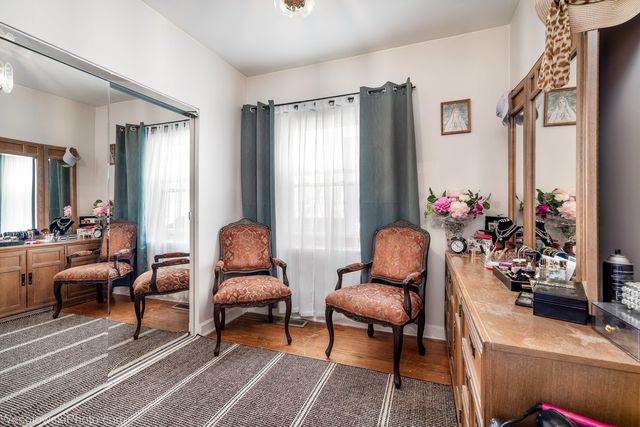 4317 N MEADE Avenue, Chicago, IL 60634