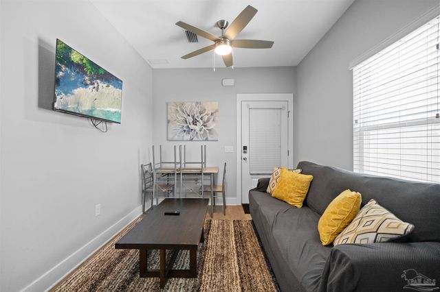 1121 W Romana St, Pensacola, FL 32502