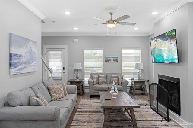 1121 W Romana St, Pensacola, FL 32502
