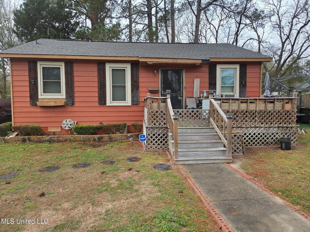 315 Boling Street, Jackson, MS 39209