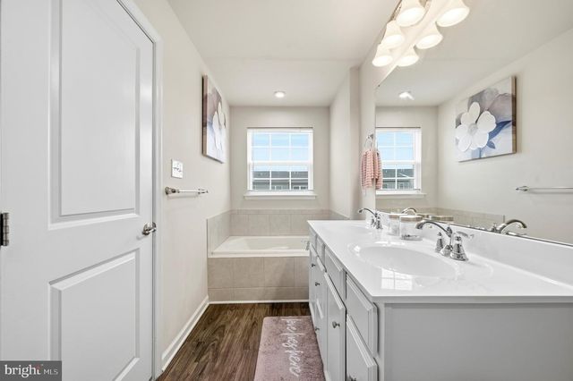 104 NATHAN DR, Cinnaminson, NJ 08077
