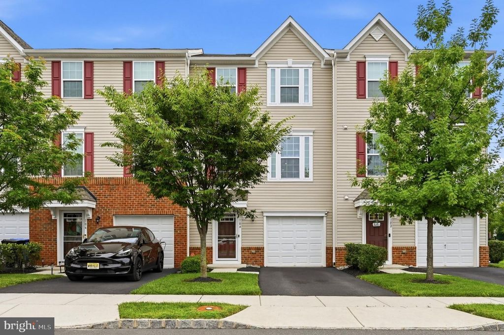 104 NATHAN DR, Cinnaminson, NJ 08077