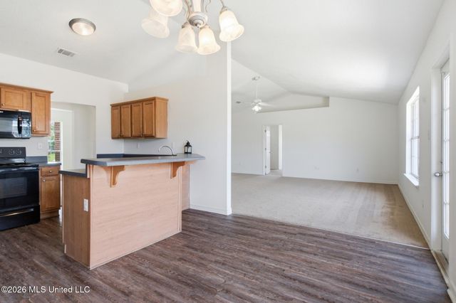 12133 Harmony Circle, Gulfport, MS 39503
