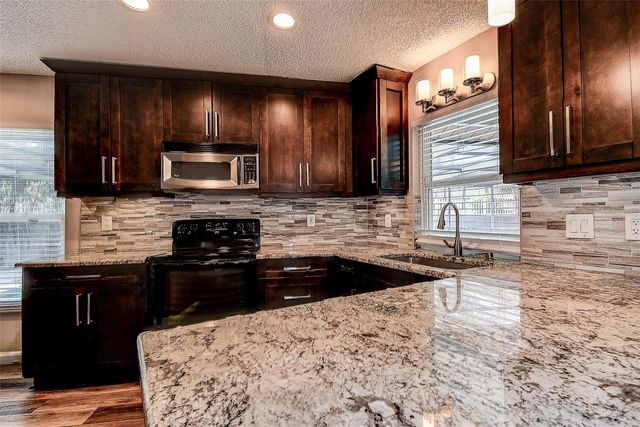 7556 HIGH PINES COURT, Port Richey, FL 34668