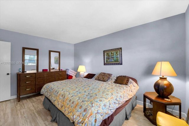 9009 SW 138th St 20-2, Miami, FL 33176