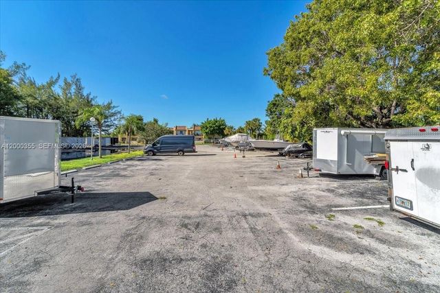 9009 SW 138th St 20-2, Miami, FL 33176