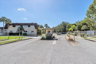 9009 SW 138th St 20-2, Miami, FL 33176