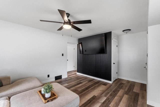 2035 Parkfield DRIVE, West Bend, WI 53090