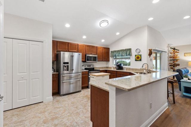 5000 SANDPIPER DRIVE, Oxford, FL 34484