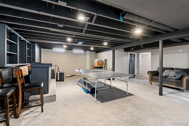 13340 Dartmouth Street, Oak Park, MI 48237