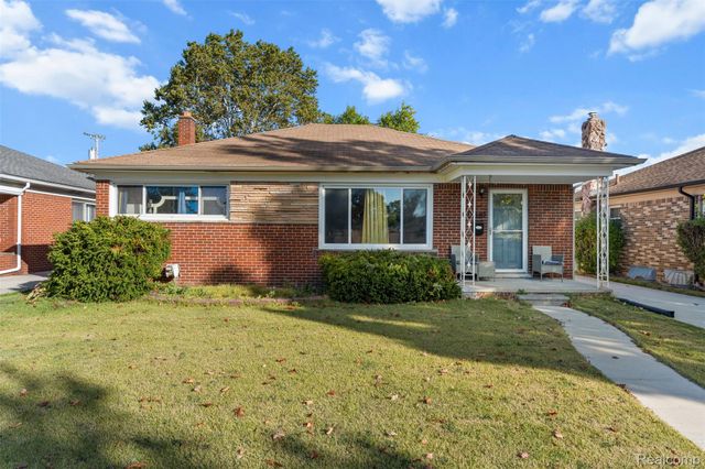 13340 Dartmouth Street, Oak Park, MI 48237