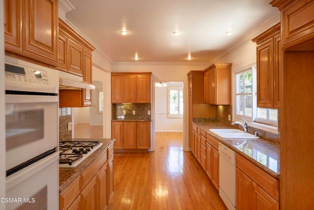 4219 Klump Avenue, Studio City, CA 91602