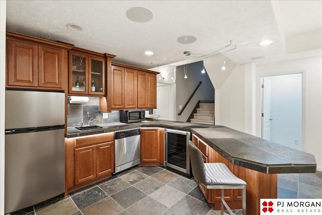 6027 N 147th Avenue, Omaha, NE 68116