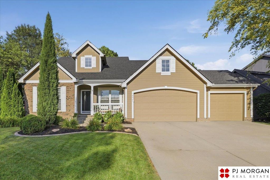 6027 N 147th Avenue, Omaha, NE 68116