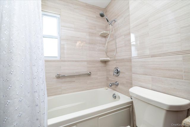 6741 197th Street, Fresh Meadows, NY 11365