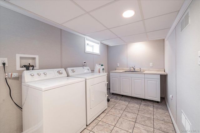 6741 197th Street, Fresh Meadows, NY 11365