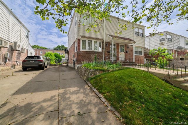6741 197th Street, Fresh Meadows, NY 11365