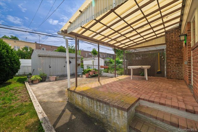 6741 197th Street, Fresh Meadows, NY 11365
