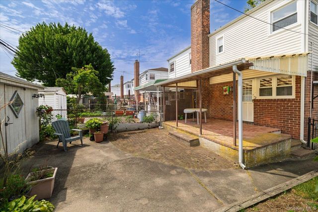 6741 197th Street, Fresh Meadows, NY 11365