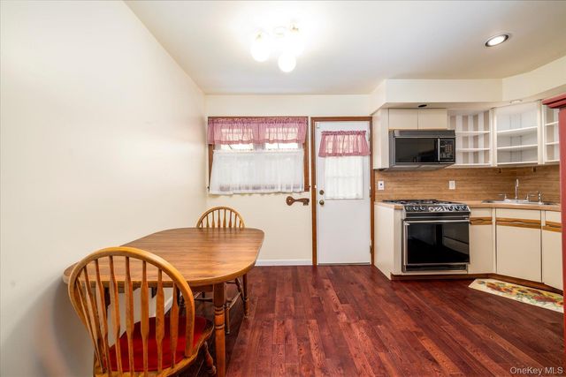 6741 197th Street, Fresh Meadows, NY 11365