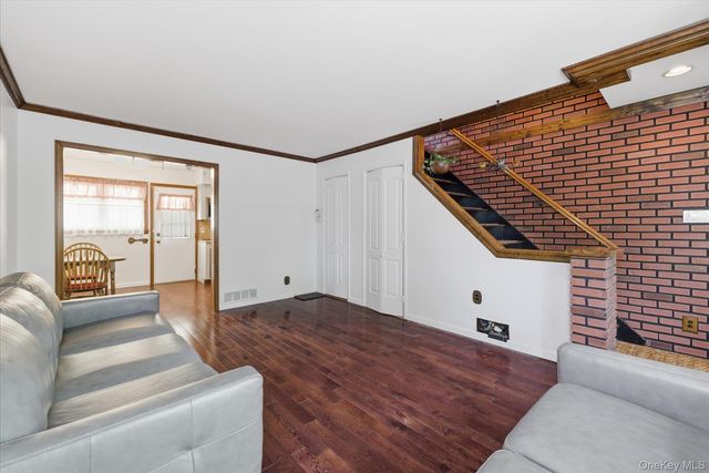 6741 197th Street, Fresh Meadows, NY 11365
