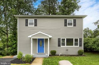 5300 CREEKWOOD DR, Harrisburg, PA 17109