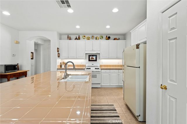 1310 Sunburst, Beaumont, CA 92223